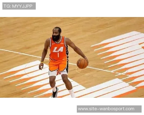 哈登上半场表现抢眼第二节独取14分助球队逆转局势