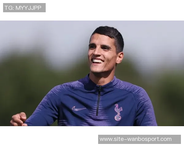 热刺旧将加尔文中风后康复中俱乐部送上温暖祝福与支持