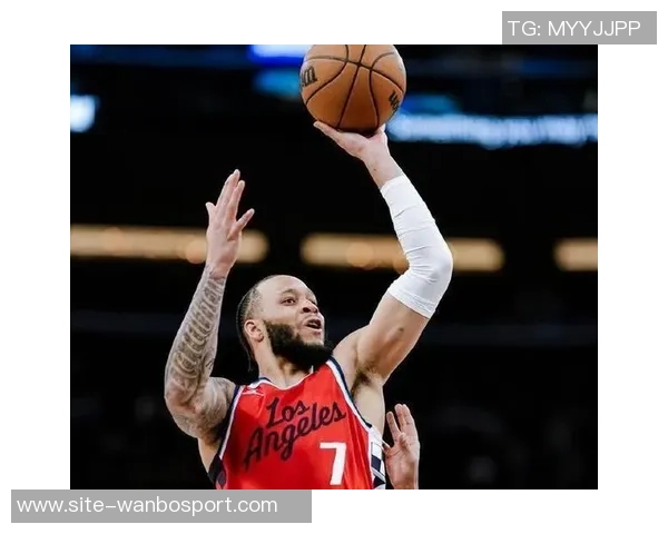 海兰德替补表现出色16分钟内狂砍14分3助攻三分球命中率高达667