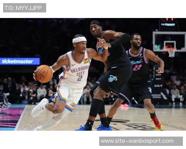 阿德巴约首节表现抢眼7投4中斩获10分4篮板1助攻助力球队开局良好