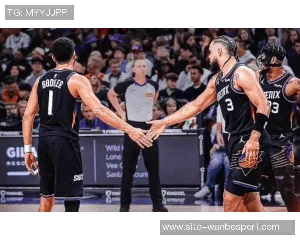 布克谈比赛艰难赞扬狄龙古德温适应高强度对抗能力