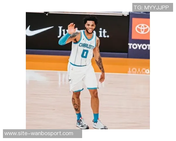 迈尔斯布里奇斯表现平平19投7中仅得22分8篮板三分球命中率低下